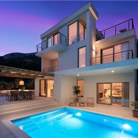 3 bedroom villa with pool and sea views Hvar island sleeps 6